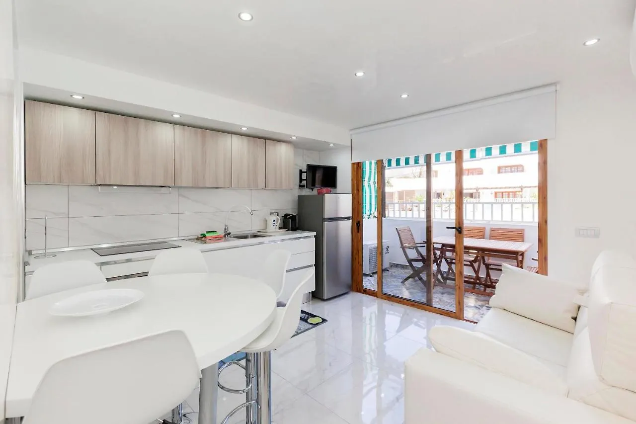 Apartamento Sara En Torviscas Bajo - Sara Vacation Apartment Costa Adeje
